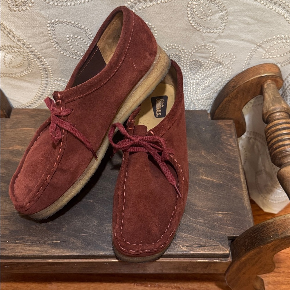 CLARKS Mahogany Suede Wallabee Comfort Boots